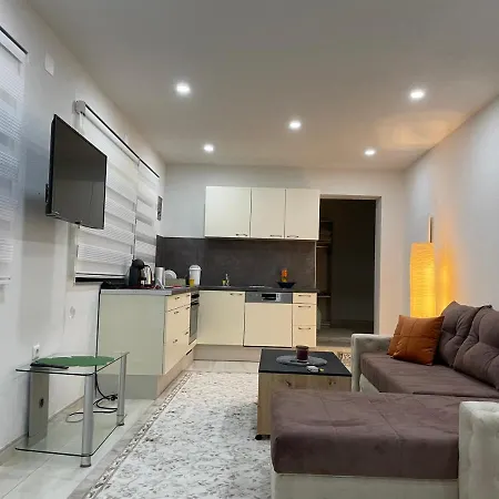 Cuprija Apartament *